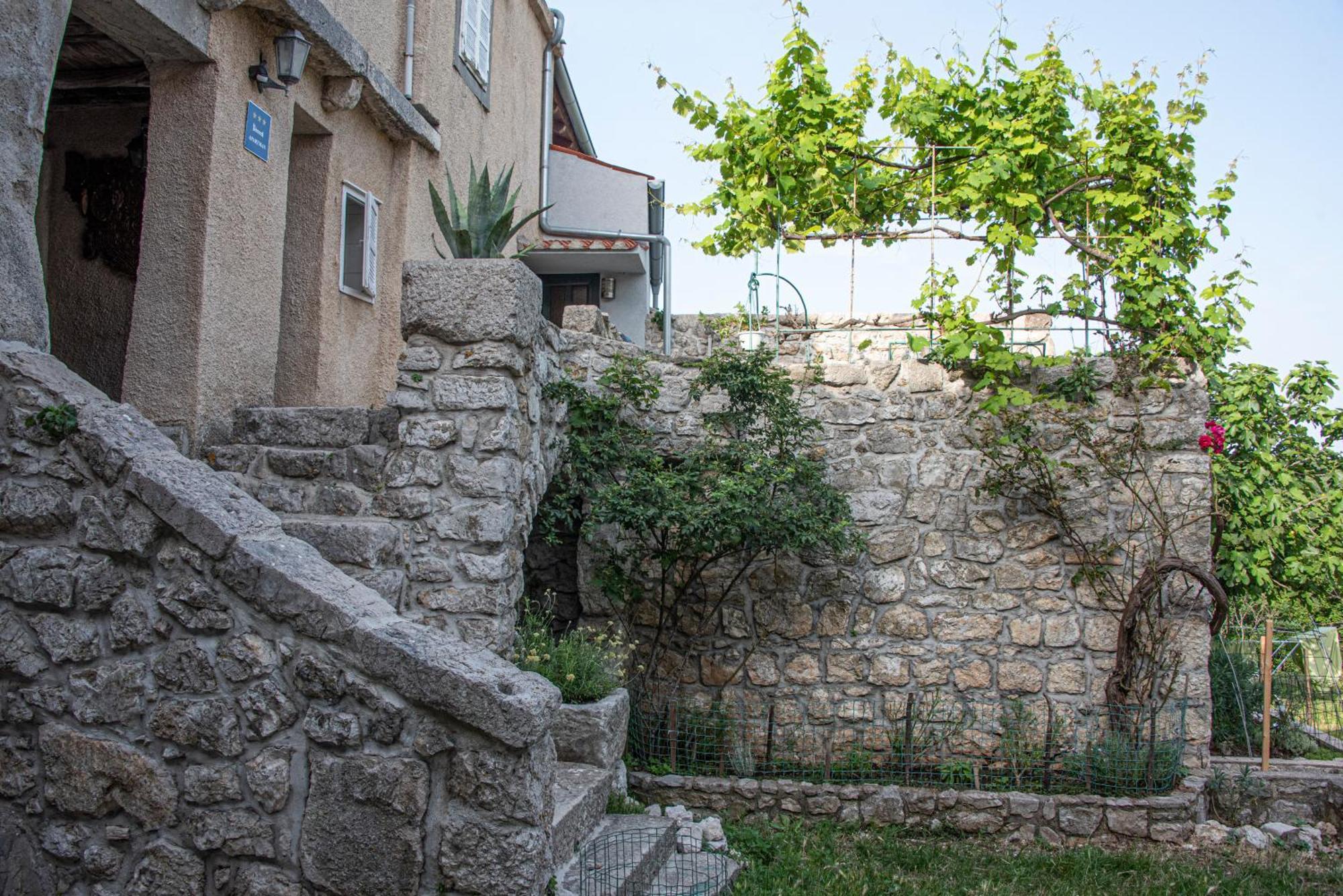 Apartman Nives Лубенице Экстерьер фото